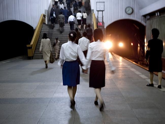 the-subway-system-in-pyongyang-is-also-a-bomb-shelter-its-one-of-the-deepest-in-the-world-8