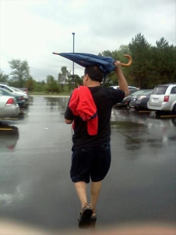 i-dont-remember-this-method-of-umbrella-usage-0